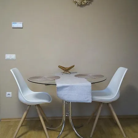 Centrum Apartman Apartment *